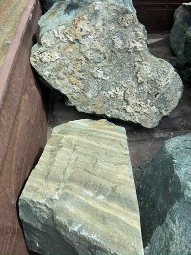 Ландшафтные глыбы зелёные 200-500 килограмм купить в Волгоградской области