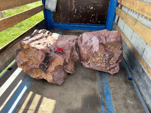 Ландшафтные глыбы красно-фиолетовые 200-1000 килограмм купить в Волгоградской области