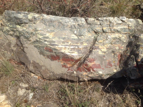 Гигантские зелёные валуны для ландшафтного дизайна весом более 5 тонн купить в Волгоградской области