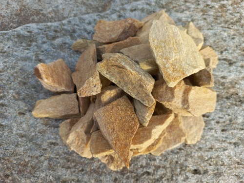 Златолит жёлтый декоративная каменная крошка купить в Волгоградской области