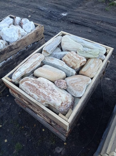 Златолит жёлтый, жёлто-зелёный глыбки и валуны для ланшафтного дизайна купить в Волгоградской области