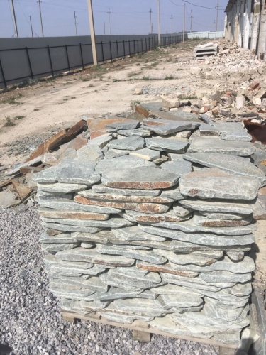 Златолит серебристый галтованный для лестниц купить в Волгоградской области