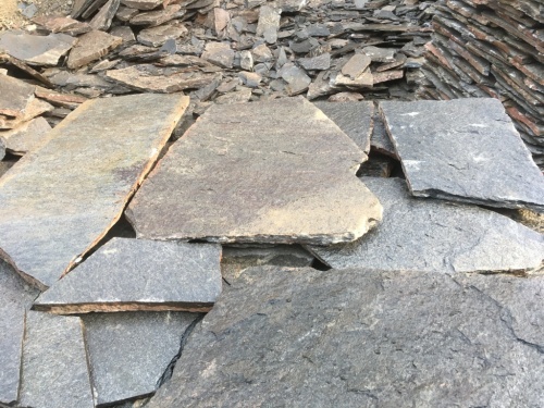 Серицит для облицовки цоколя, отмостки купить в Волгоградской области