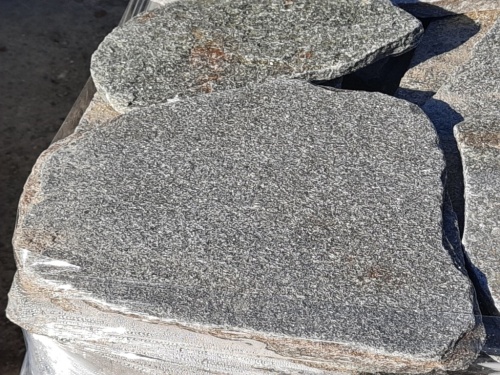 Златолит серебристый галтованный для лестниц купить в Волгоградской области